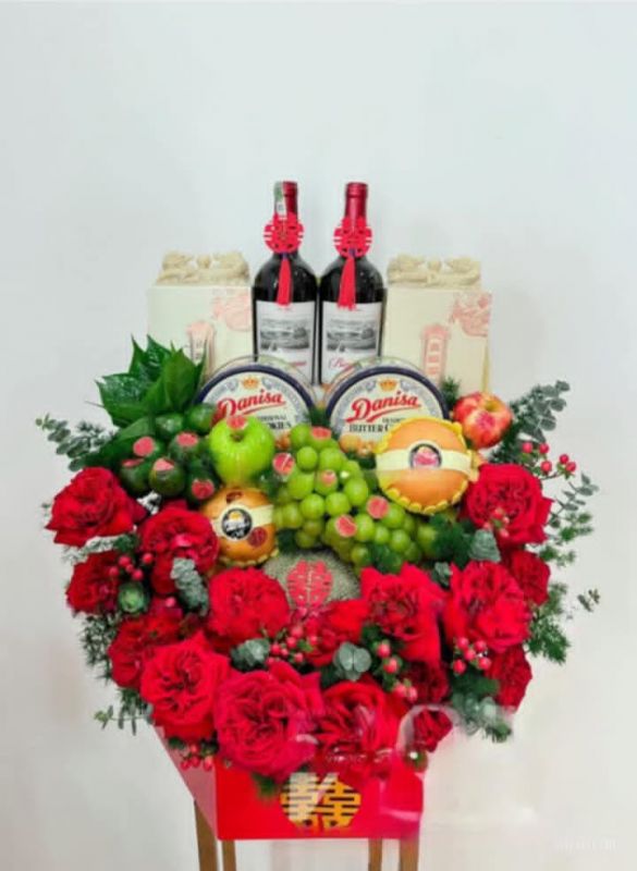 TRÁP DẠM NGÕ 2.100.000 HOA ĐỎ