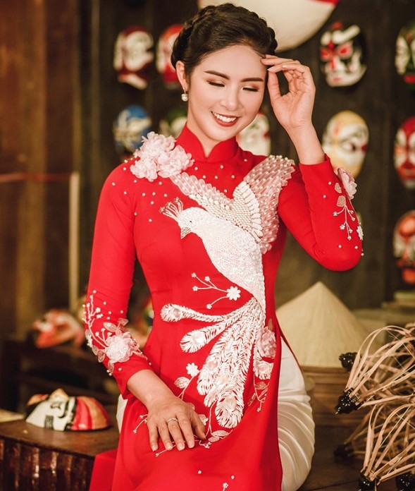 5 gợi ý về mẫu áo dài cưới đẹp cho tân nương thêm rạng rỡ