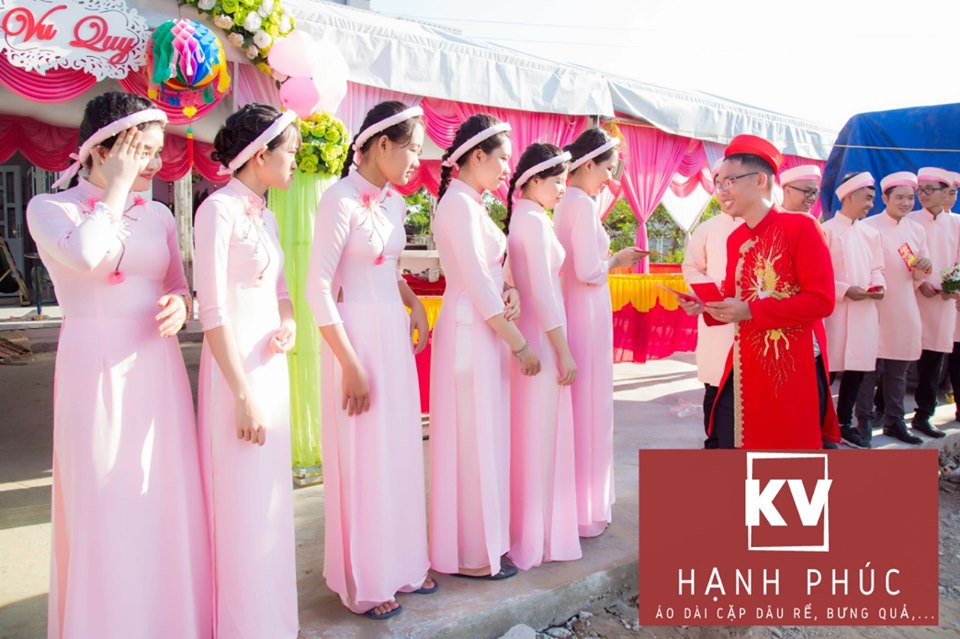 Bưng Quả Hồng Phấn 1 Hoa 