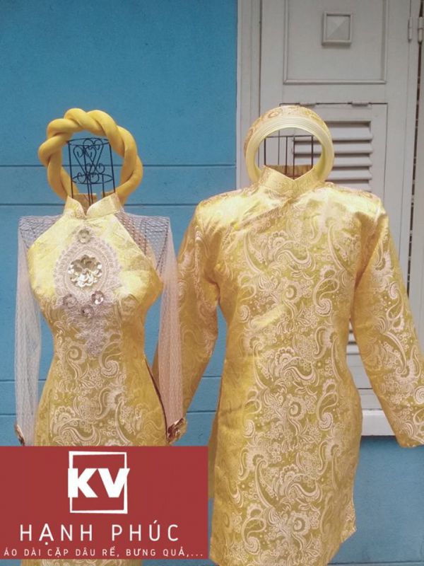 Bưng Quả Vàng Đồng Cặp Nam Nữ
